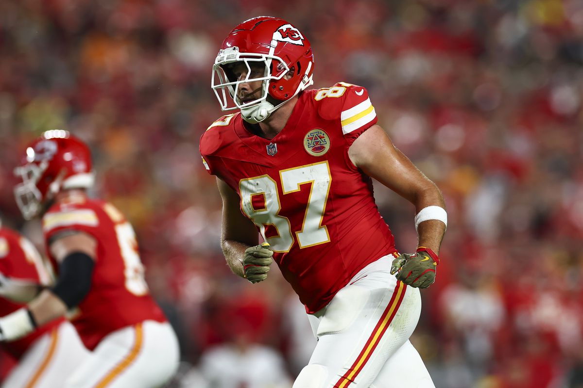 travis-kelce-1