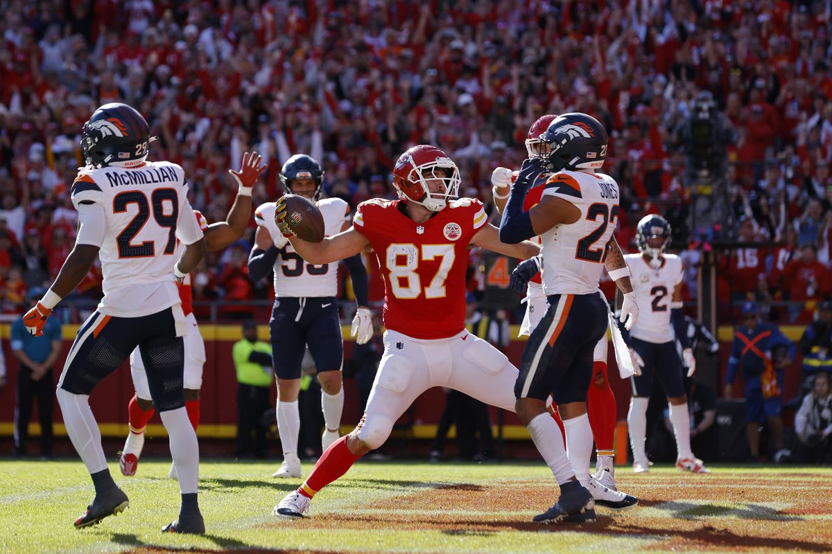 travis-kelce-2