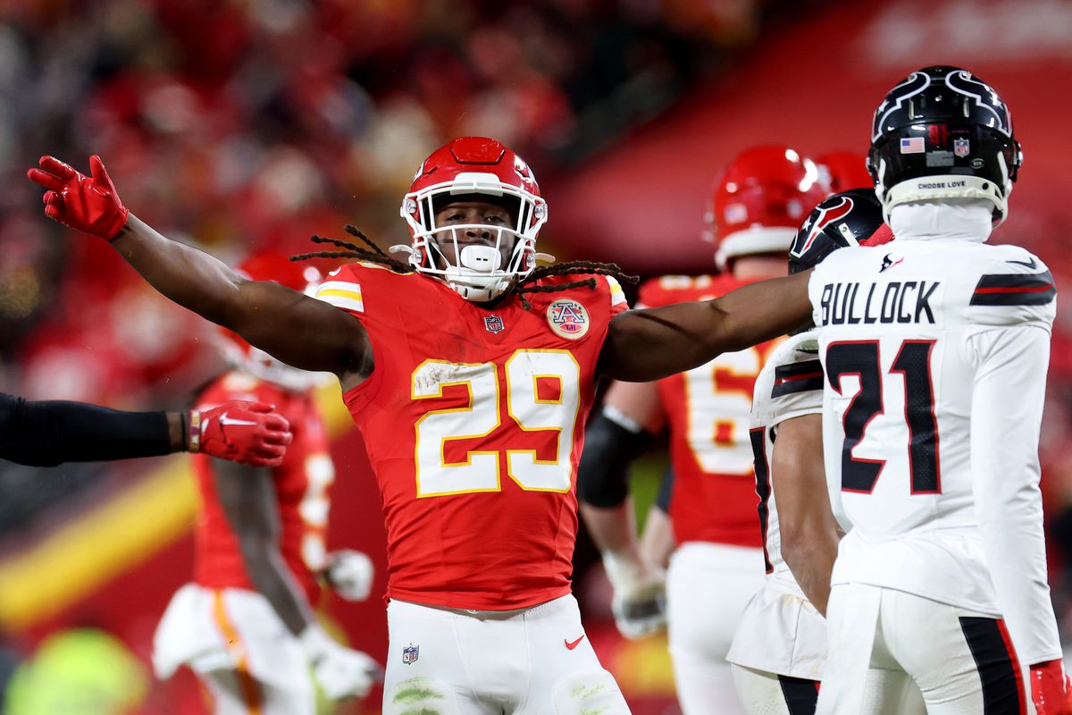 kareem-hunt-1